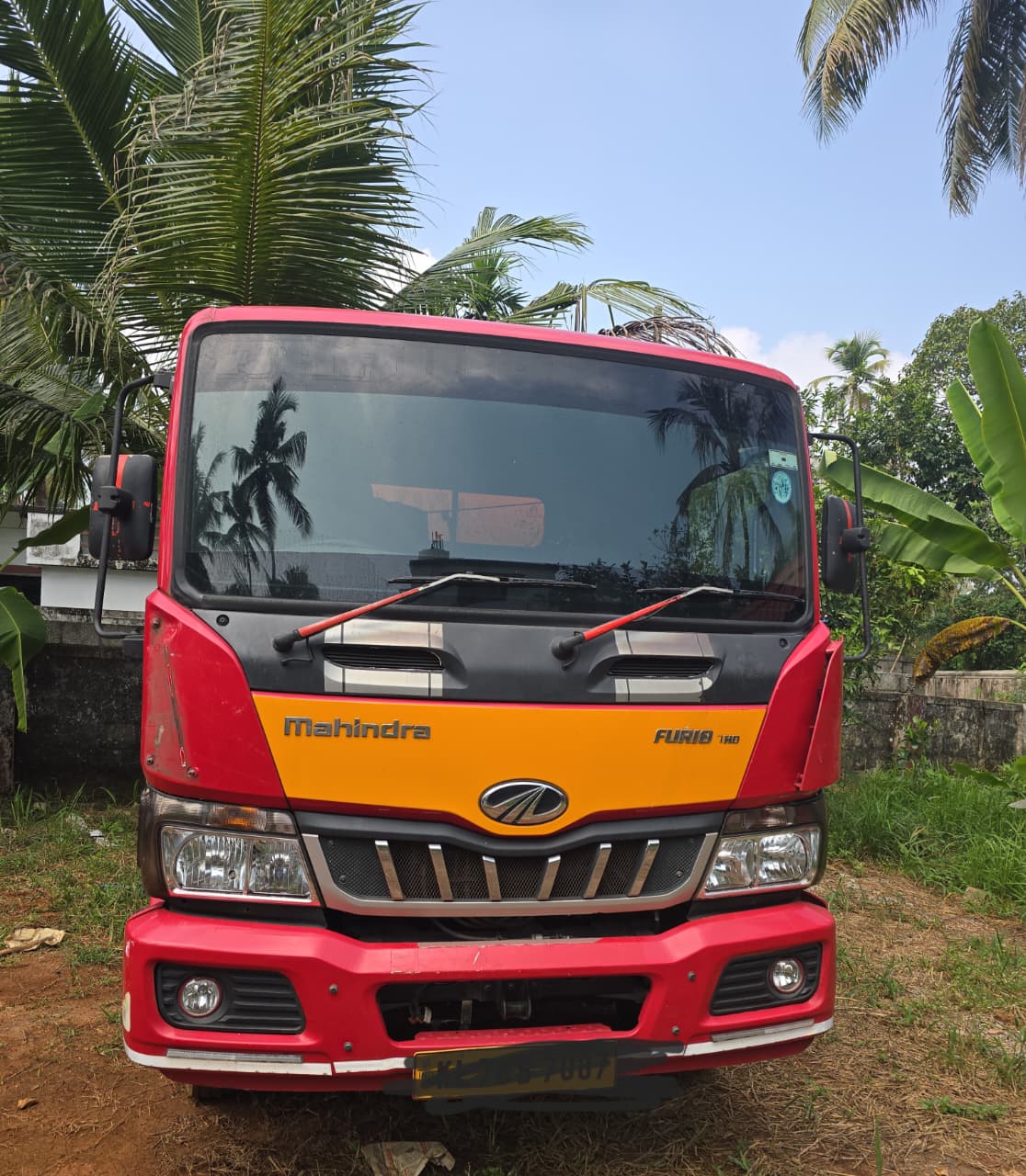 Septage collection vehicle side view